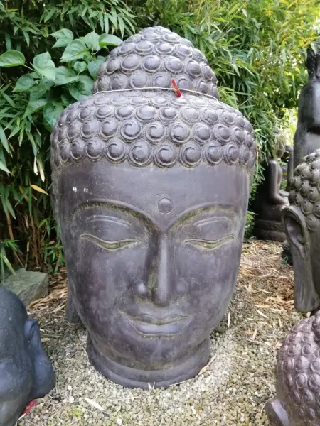 Artikelbild 2 des Artikels “Buddha Kopf, Steinguss, 125 cm hoch “